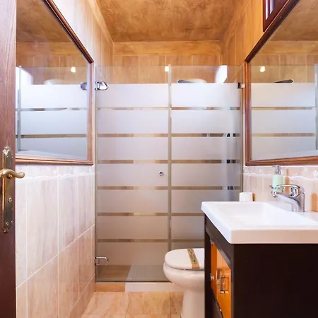 Bungamerica Apartment *